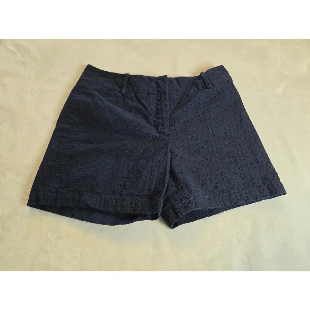 Talbots Navy Eyelett Women's Shorts Size 4 - Picture 3 of 9